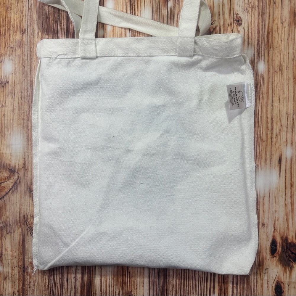 Hello Kitty Sacramento Kings Canvas
Tote bag - Picture 6 of 12